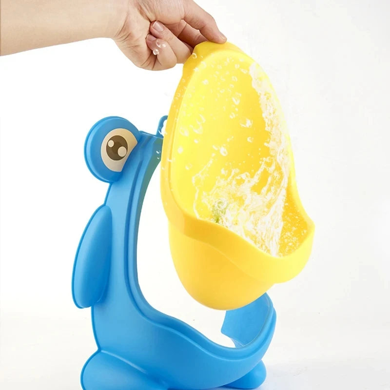 Little Frog Baby Urinal Boys wall-mounted urinal Frog shape Boys standing urinal Toilet training urinal